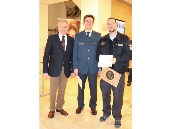 THW-Einsatzkräfte erhalten Bundesflutmedaille - Fluthilfe 2021 © Kreis Paderborn